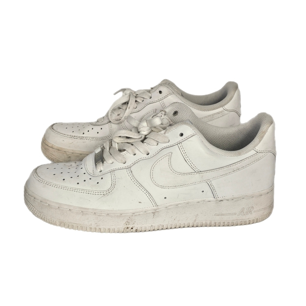 Nike Air Force 1 07 Triple White Men’s Shoes 9.5 Classic Streetwear Iconic Sneak
